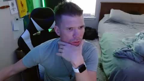 Walker online show from December 2, 2025, 5:41 pm