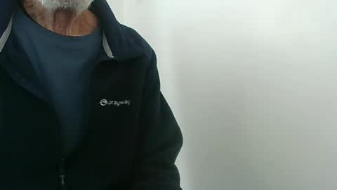 elfyonee online show from November 1, 2025, 11:01 am