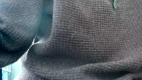 elfyonee online show from January 16, 2026, 10:41 am