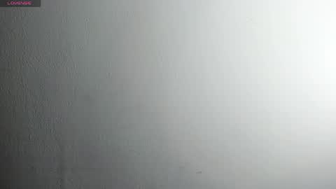 Elian  online show from May 18, 2026, 12:11 pm