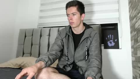 Snapshot of elian_tg chatting on January 12, 2025, 12:39 am Elian online show from January 12, 2025, 12:39 am