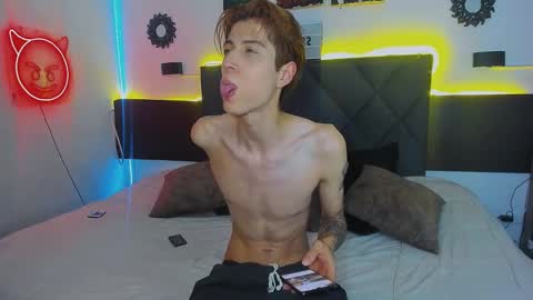 eliann_adam online show from January 13, 2025, 6:27 am