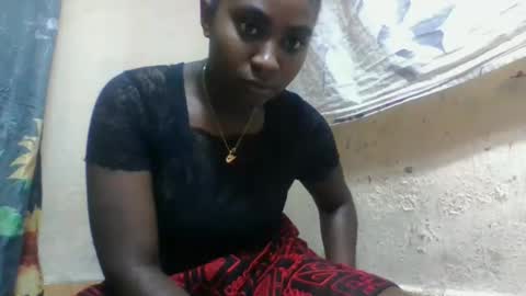 Snapshot of eliannee chatting on December 4, 2025, 7:17 am eliannee online show from December 4, 2025, 7:17 am