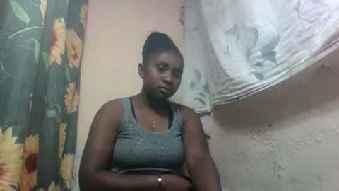 Snapshot of eliannee chatting on December 5, 2025, 8:12 am eliannee online show from December 5, 2025, 8:12 am