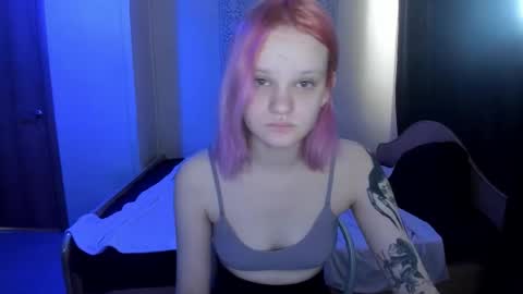 Snapshot of elieiza_xo chatting on February 8, 2026, 9:23 am elieiza_xo online show from February 8, 2026, 9:23 am