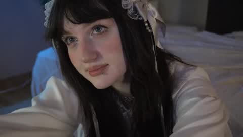 Ellie online show from October 30, 2025, 5:20 am