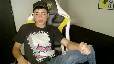 Snapshot of elii_797 chatting on October 15, 2025, 2:17 pm bby-santy online show from October 15, 2025, 2:17 pm