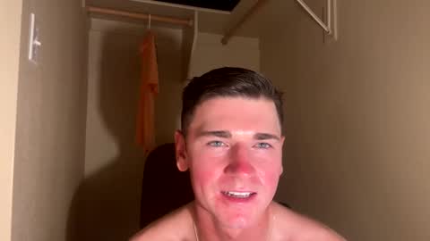 Snapshot of elijahkinky24 chatting on May 16, 2026, 12:18 am elijahkinky24 online show from May 16, 2026, 12:18 am