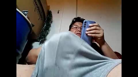 elimposstor online show from January 3, 2025, 1:25 pm