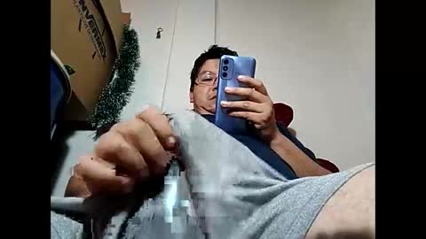 elimposstor online show from January 6, 2025, 2:36 pm