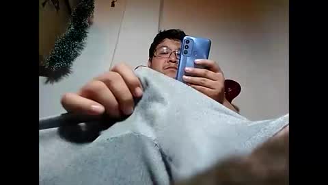 elimposstor online show from January 9, 2025, 5:13 am