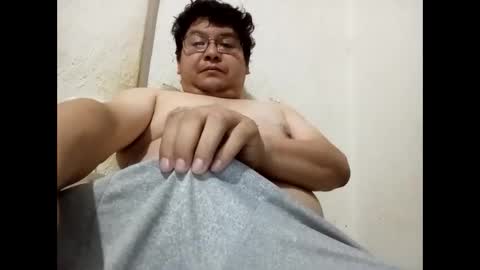 elimposstor online show from October 7, 2025, 2:03 pm