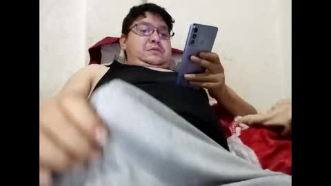 elimposstor online show from November 30, 2025, 12:53 pm