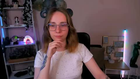 Snapshot of elin_bliss chatting on May 19, 2026, 5:58 am Elin online show from May 19, 2026, 5:58 am
