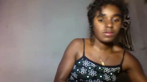 elina981 online show from April 2, 2026, 11:52 am