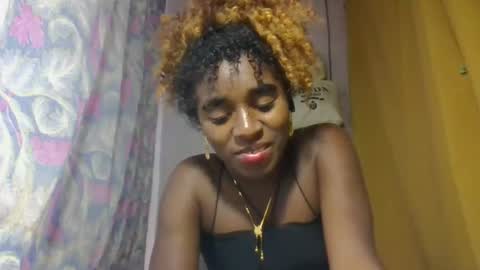 elina981 online show from April 3, 2026, 5:55 pm