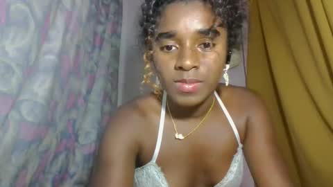 Snapshot of elina981 chatting on April 26, 2026, 9:34 pm elina981 online show from April 26, 2026, 9:34 pm