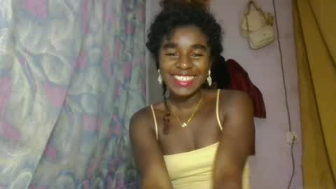 Snapshot of elina981 chatting on April 29, 2026, 6:58 pm elina981 online show from April 29, 2026, 6:58 pm