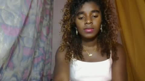 Snapshot of elina981 chatting on May 6, 2026, 10:53 am elina981 online show from May 6, 2026, 10:53 am