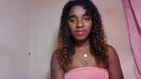 Snapshot of elina981 chatting on May 28, 2026, 9:06 am elina981 online show from May 28, 2026, 9:06 am