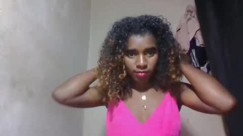 Snapshot of elina981 chatting on June 1, 2026, 11:12 am elina981 online show from June 1, 2026, 11:12 am