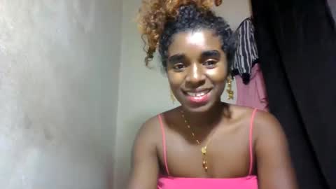 Snapshot of elina981 chatting on June 6, 2026, 9:14 am elina981 online show from June 6, 2026, 9:14 am