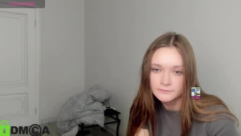 elina_x online show from May 20, 2026, 2:01 pm
