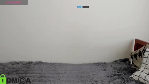 elina_x online show from May 27, 2026, 7:05 am