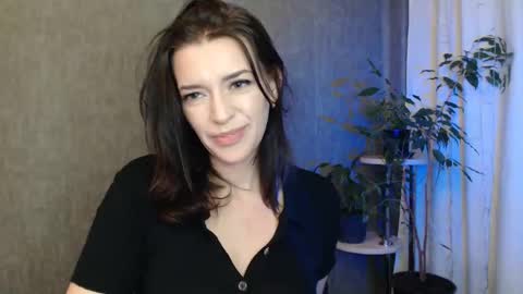 Snapshot of elinapretty chatting on May 25, 2026, 11:55 pm Elina online show from May 25, 2026, 11:55 pm