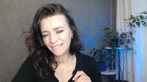 Snapshot of elinapretty chatting on May 27, 2026, 1:57 am Elina online show from May 27, 2026, 1:57 am