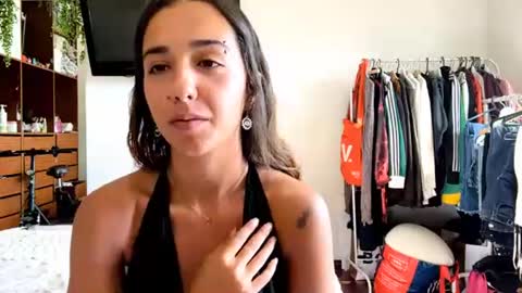 Snapshot of elinludera chatting on July 10, 2026, 4:31 pm Alice online show from July 10, 2026, 4:31 pm