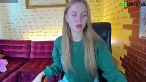 Snapshot of elinor_faith chatting on November 5, 2025, 8:36 am elinor_faith online show from November 5, 2025, 8:36 am