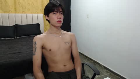 Snapshot of elio_collem chatting on February 4, 2025, 8:13 am ELIO online show from February 4, 2025, 8:13 am