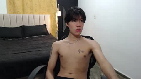 Snapshot of elio_collem chatting on February 20, 2025, 8:50 am ELIO online show from February 20, 2025, 8:50 am