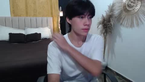 ELIO online show from November 15, 2025, 1:36 am