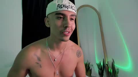 elio_dicaprio online show from November 8, 2025, 1:28 am