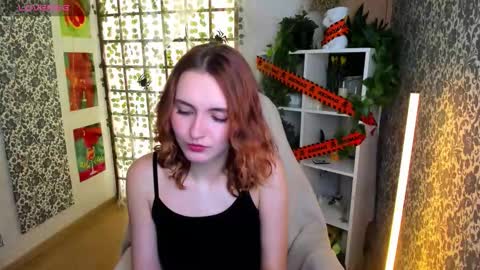 Snapshot of elis_cherry chatting on November 11, 2025, 2:00 am Elis online show from November 11, 2025, 2:00 am