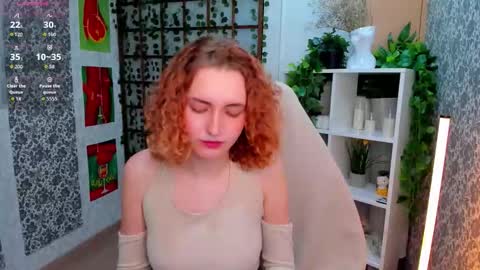 Snapshot of elis_cherry chatting on December 14, 2025, 2:39 am Elis online show from December 14, 2025, 2:39 am