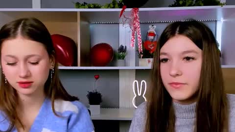 elis_sunny online show from February 18, 2026, 5:58 am