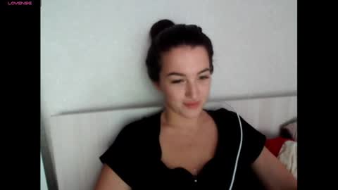 Snapshot of elisa_dove208 chatting on September 24, 2025, 4:05 am elisa_dove208 online show from September 24, 2025, 4:05 am