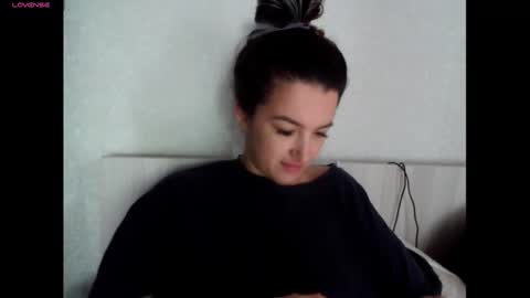 Snapshot of elisa_dove208 chatting on November 2, 2025, 9:22 am elisa_dove208 online show from November 2, 2025, 9:22 am