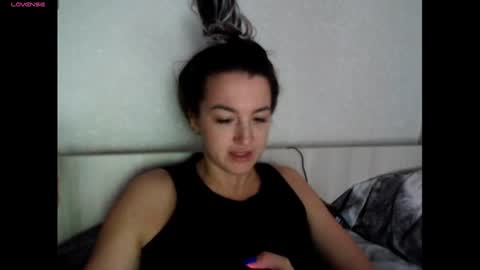 Snapshot of elisa_dove208 chatting on November 8, 2025, 6:13 am elisa_dove208 online show from November 8, 2025, 6:13 am