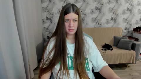 Aletta Oushen online show from October 23, 2025, 11:31 am