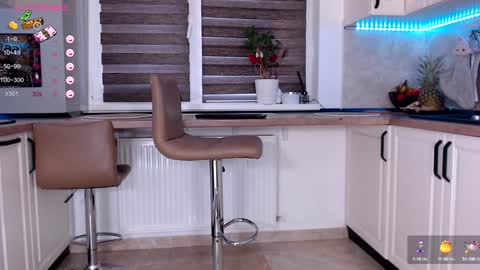 Snapshot of elisabeth_jason chatting on January 15, 2025, 8:41 am elisabeth_jason online show from January 15, 2025, 8:41 am