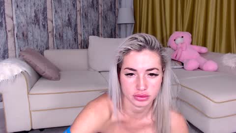 Snapshot of elisabeth_jason chatting on January 20, 2025, 4:54 am elisabeth_jason online show from January 20, 2025, 4:54 am