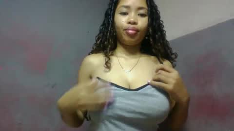 elisabethee online show from May 9, 2026, 12:38 am