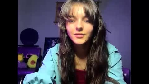 Elin online show from April 9, 2026, 1:27 pm