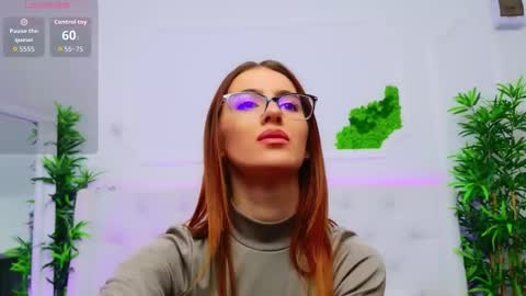 Snapshot of elisacharm chatting on November 18, 2025, 3:45 am ElisaCharm online show from November 18, 2025, 3:45 am