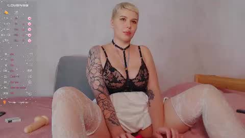 elise_day online show from June 27, 2026, 3:39 pm