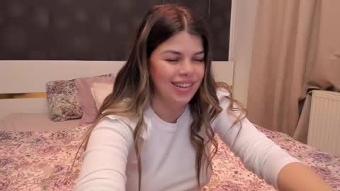 Elly online show from February 2, 2026, 8:51 pm